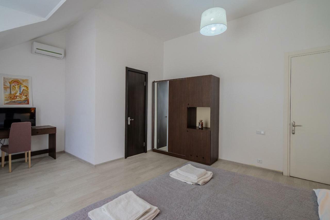 Vera View Hotel Тбилиси Экстерьер фото